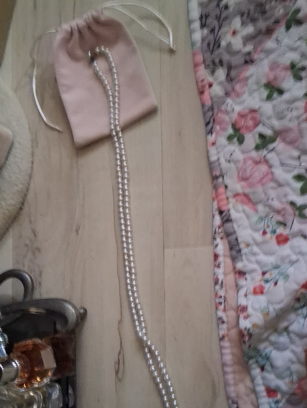 Long Strand Of Pearls - Picture 3 of 4